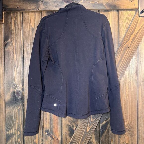 Lululemon Women Define Jacket - Picture 2 of 4